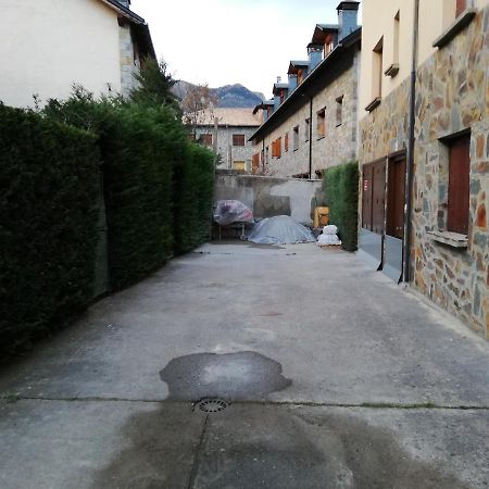 Pequeno Adosado De Montana Con Terraza Villa Виянова Екстериор снимка