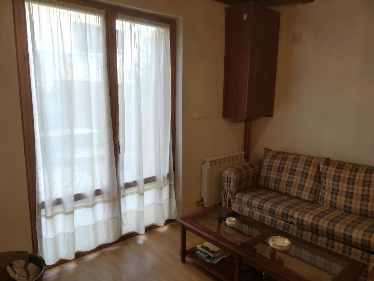 Pequeno Adosado De Montana Con Terraza Villa Виянова Екстериор снимка